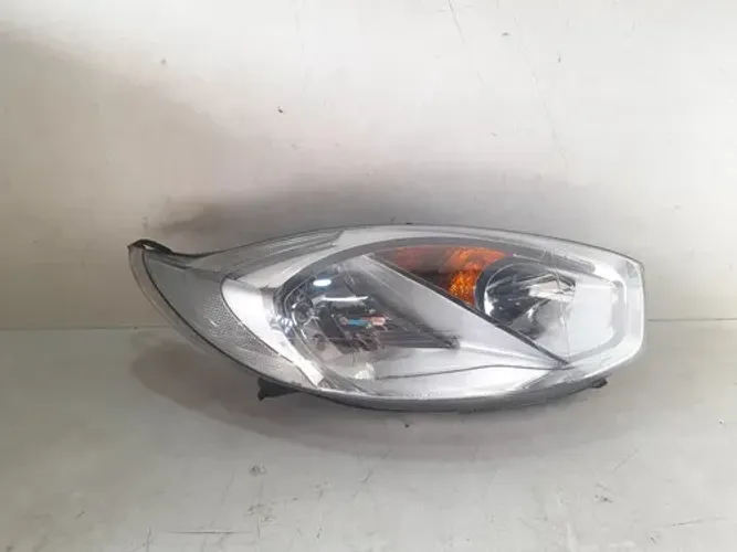 Farol Direito Ford New Fiesta 07072601