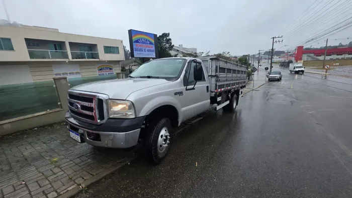 Ford F-4000 3.9 Turbo Intercooler Diesel 2P Manual 2011