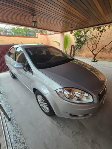 Fiat Linea Essence 1.8 Flex 16V 4P 2013