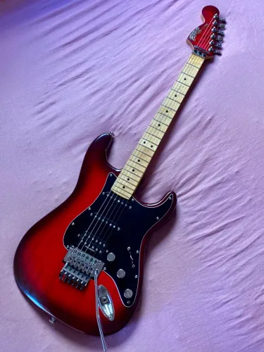 GUITARRA GRS STRATOCASTER