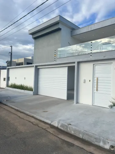 CASA À VENDA DE ALTO PADRÃO NO CAÇARI