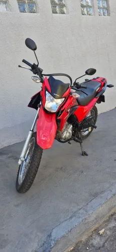 VENDO HONDA  BROZ  NXR 160  COMPLETA 