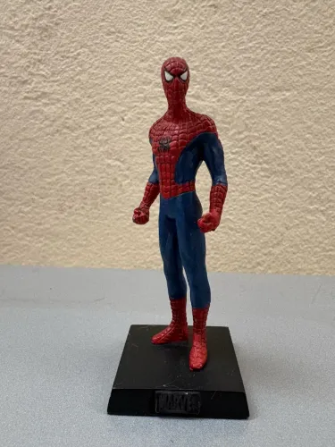 Homem aranha - miniatura marvel eaglemoss 