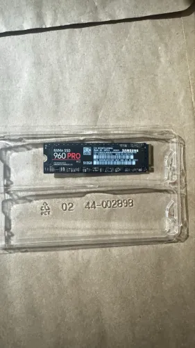SSD SAMSUNG M.2 512GB nvme 960 pro
