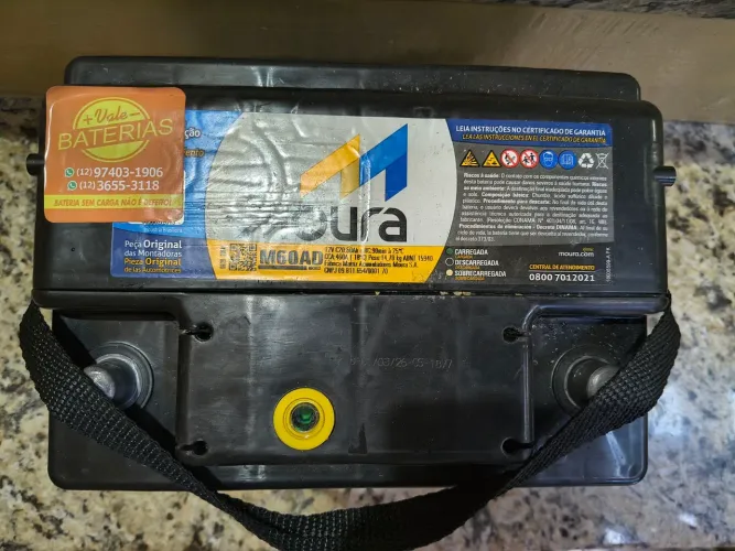 Bateria Moura 60 amperes.