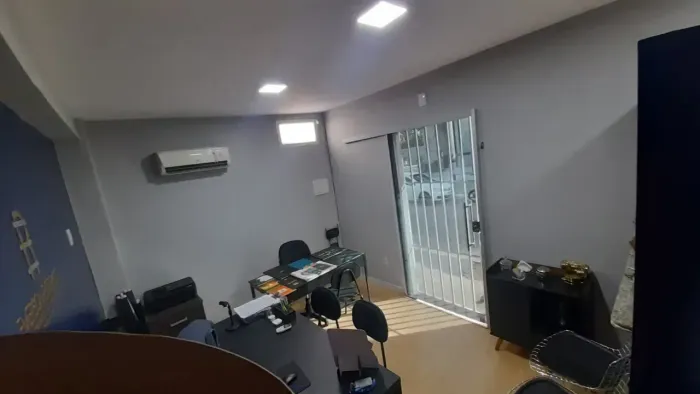Escritório para aluguel possui 55 metros quadrados com 1 quarto em Ponta Negra - Natal - R