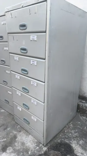 Armário arquivo 6 gavetas