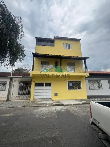 Sobrado com 3 dormitórios à venda, 100 m² por R$ 215.000,00 - Centro - Lorena/SP