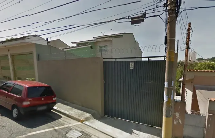 Terreno para locação tem 340 metros 10 X 34 A 500 METROS DO METROz - São Paulo - SP