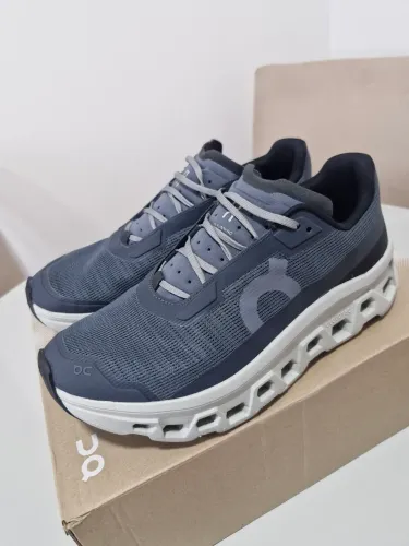 Tenis On Running Cloudmonster Void Blue