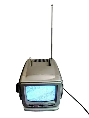 Tv portátil Hypson BD1404B- 5.5" preta e branca / rádio AM/FM