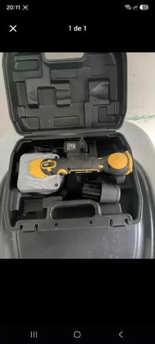 Máquina de acertar piso vonder. Com nota fiscal. R$ 800,00