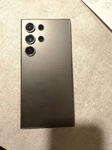 Samsung S24 ultra titânio preto