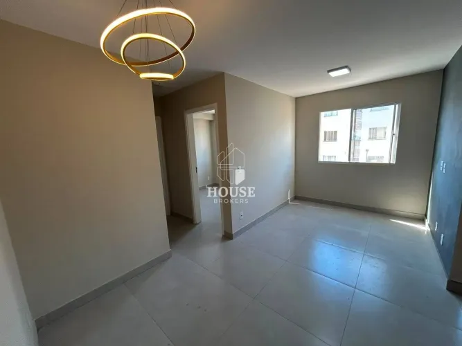 Apartamento com 2 dormitórios à venda, 45 m² por R$ 220.000,00 - Residencial Horizonte - M
