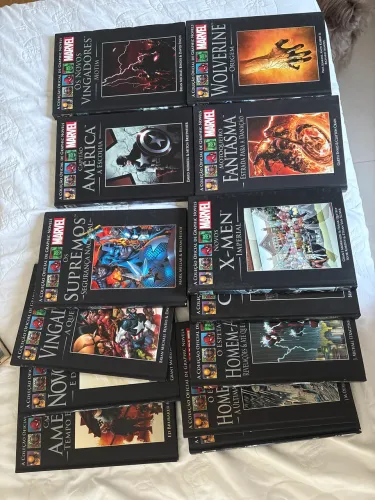 Marvel coleção graphic novel - quadrinhos capa dura preta