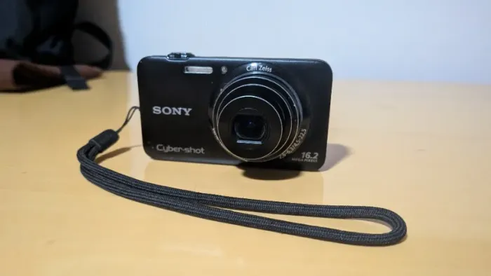 Camera digital Cybershot 16.2MP funcionando perfeitamente