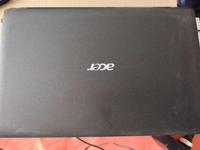 Notebook Acer Aspire 5750-6487 - NÃO FUNCIONA - Vendo para peças ou reparo