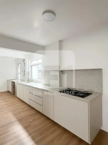 Imóvel para venda tem 98 metros quadrados com 3 quartos em Centro - Florianópolis - SC
