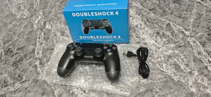 Controle paralelo SEMI-NOVO PS4
