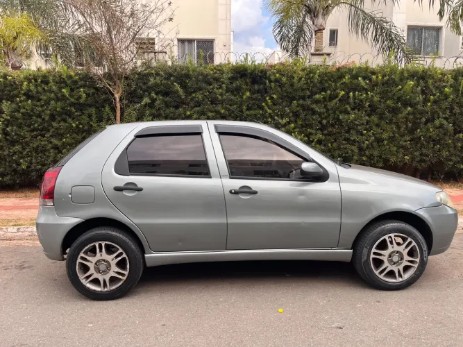 Fiat Palio 1.0 Economy Fire Flex 8V 4P 2011