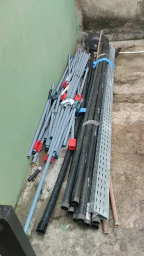 cano eletrocuto vendo tudo Diversos canos em bom estado, ideais para instalações elétricas