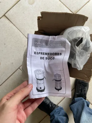 Vendo espremedor de suco novo 