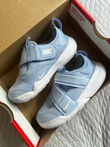 Tênis Nike Infantil tam 25