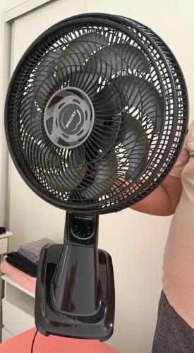 Ventilador de Parede Malory com controle remoto 