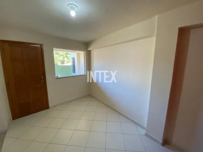 Aluguel Sobrado 2 Quartos em Itaipu