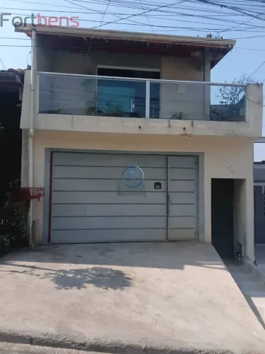Casa Para Vender com 5 quartos no bairro Serpa em Caieiras