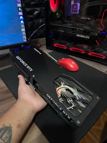 Rtx 5070 MSI gaming trio