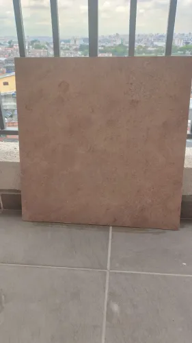 Piso embramaco 60x60 15 metros de piso total : 44 peças  retificado acetinado treno beige 