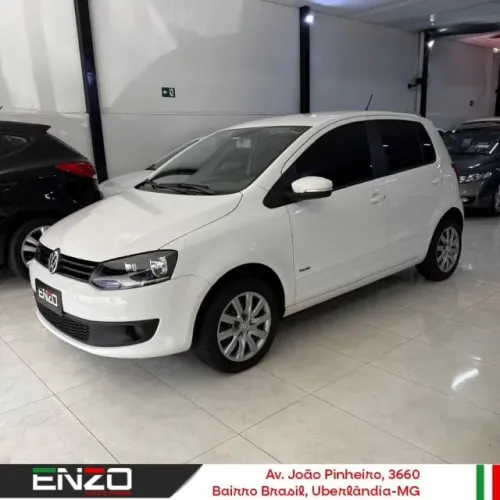 Volkswagen Fox 1.0 MI Total Flex 8V 5P 2014