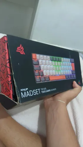 TECLADO MECANICO (LEIA A DESCRIÇÃO)