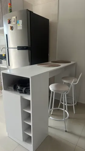 Bancada de cozinha com 2 banquetas - Excelente estado