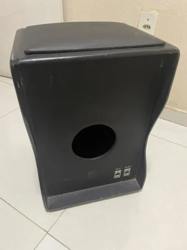 Vendo cajón profissional da marca Witler Drums