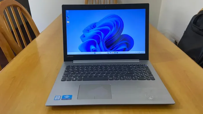 Notebook i3 LENOVO IDEAPAD 330 4GB DE RAM SSD 480GB PLACA DE VÍDEO BATERIA OK