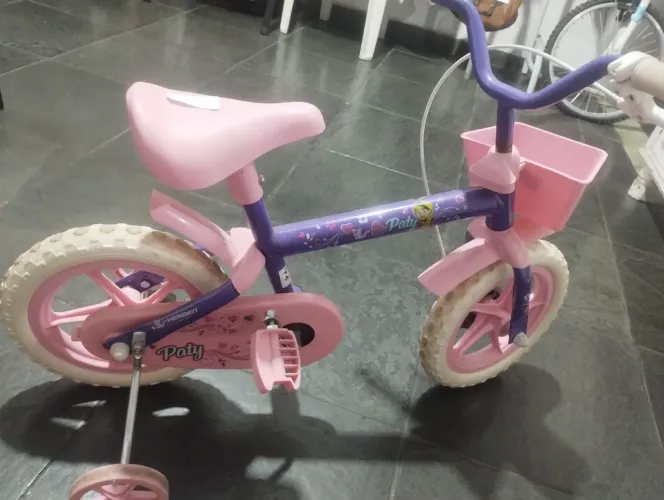 Bicicleta para criança pequena