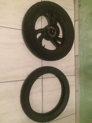Roda trazeira de Fazer 250cc ano 2008 a 2012