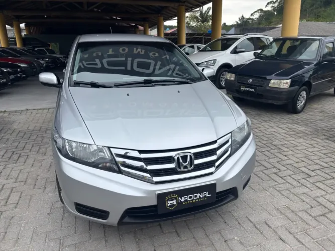 Honda City Hatchback LX 1.5 Flex 16V Aut. 2013