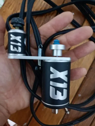 Vendo máquina, fonte e pedal +++ para tatuagem 