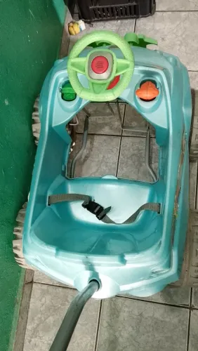 Vende se carrinho infantil retirar taipas zn 