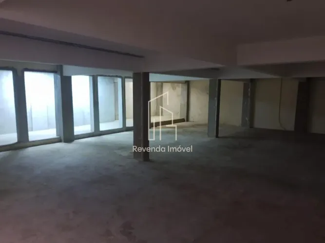Imóvel Comercial para Investimento ? 1.380 m², 14 Salas e Renda de Locação