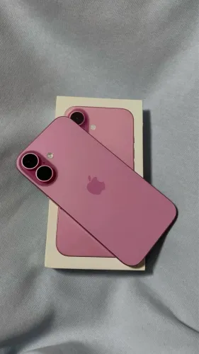 iPhone 16