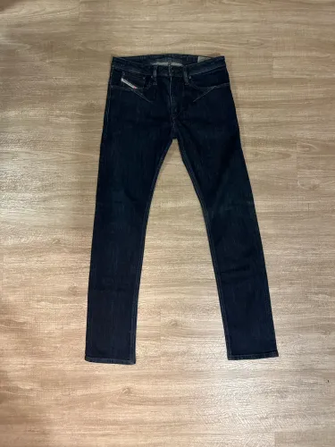 calça diesel