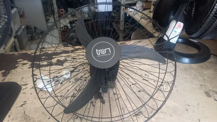 Ventilador de parede TRON 60CM