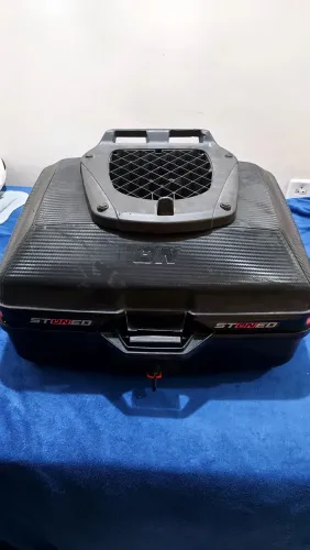 Bau para moto 52L - base quebrada