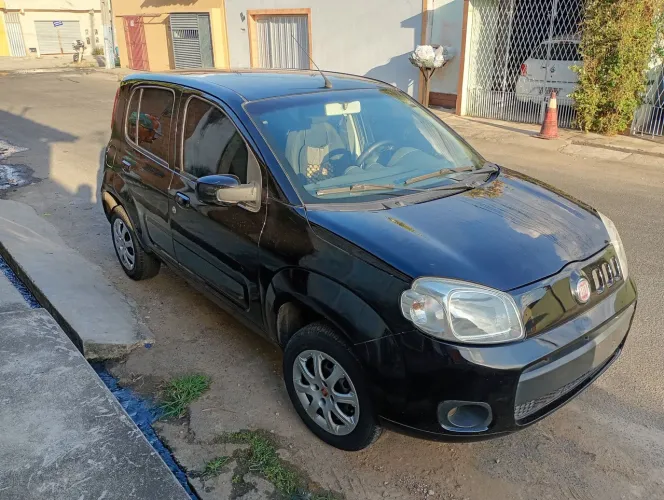 Fiat Uno Vivace/rua 1.0 EVO Fire Flex 8V 5P 2014