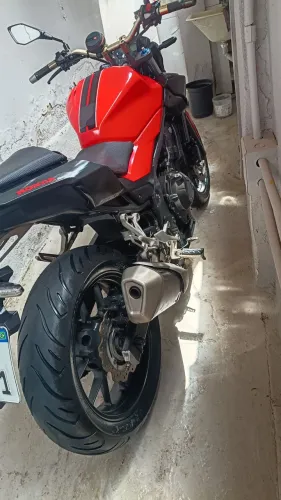 Cb 500f top d+