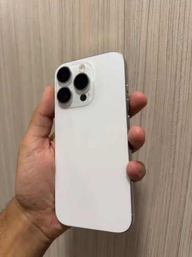 iPhone 16 Pro 256GB Branco<br>Bateria 91%<br>*R$4.499,00*